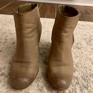 BP Distressed Gray Booties